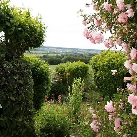 D'hotes La Pocterie فندق مبيت وإفطار 3*